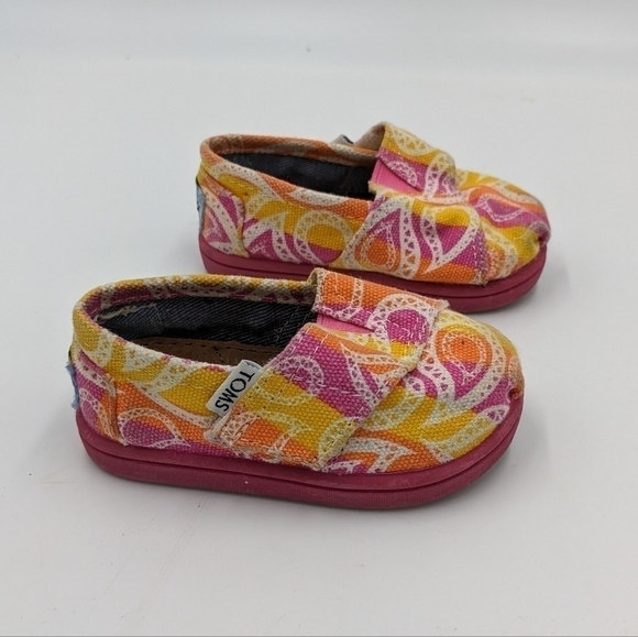 Toms Colorful Paisley Slip On Shoes 4T - Picture 2 of 5